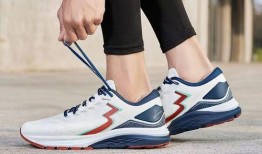 最新跑鞋爆料视频播放大全